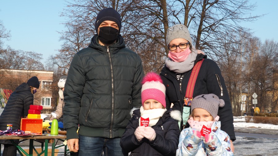 Kiermasz 29. Finału Wielkiej Orkiestry Świątecznej Pomocy Orkiestry na Placu Targowym w Chełmku.