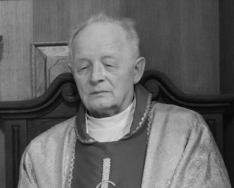 Ksiądz Kanonik Alojzy Strączek