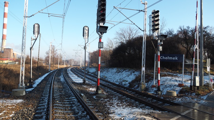 Zmodernizowana linia kolejowa nr 93 w Chełmku.