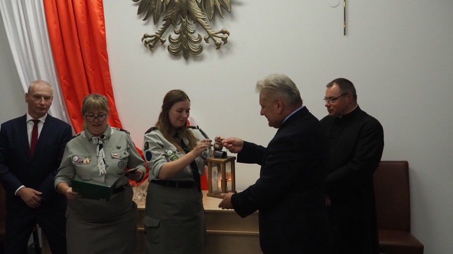 Betlejemskie Światło Pokoju 1