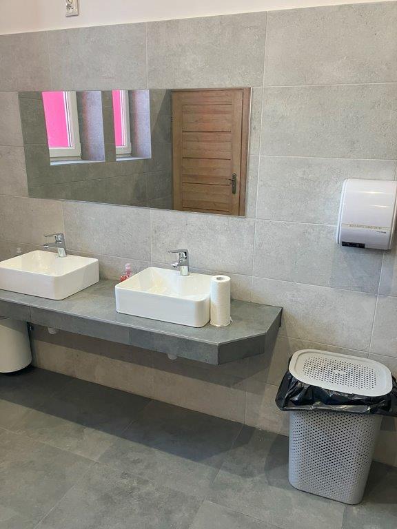 Wyremontowane pomieszczenie sanitarne w remizie OSP Gorzów.